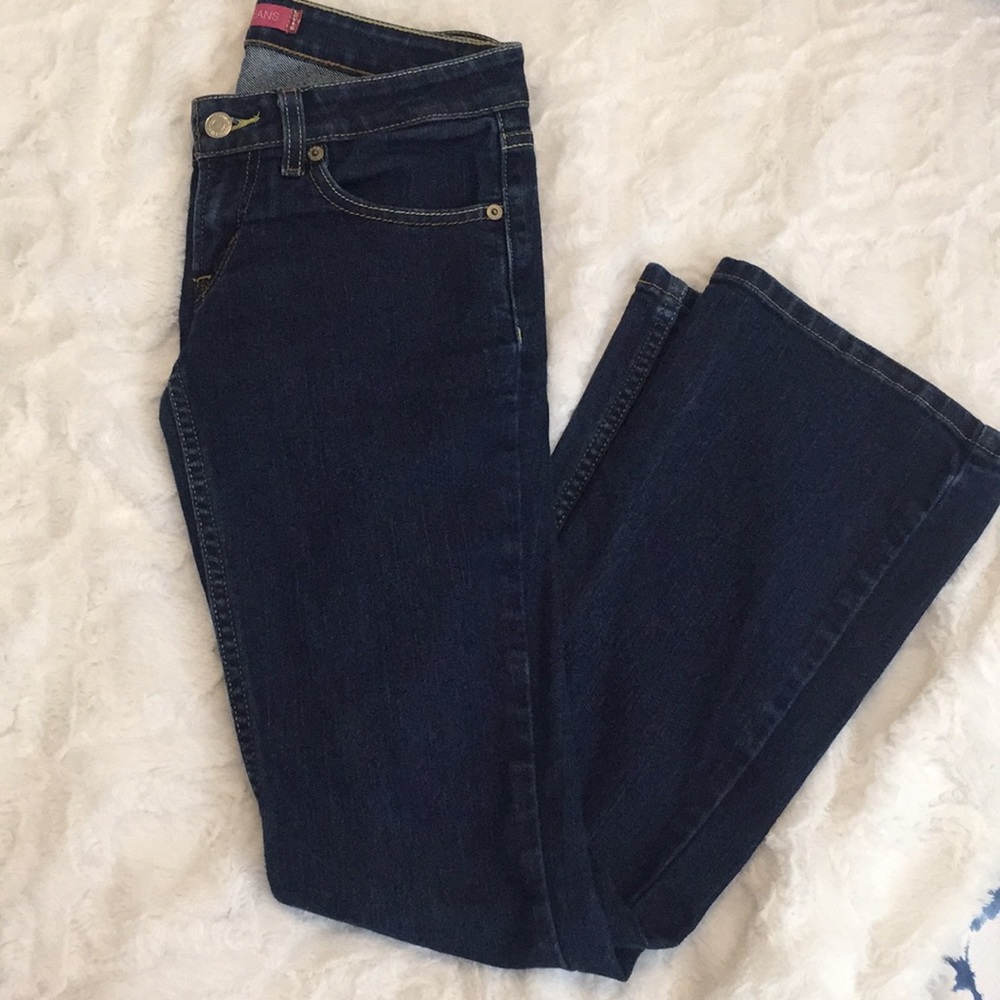 Levi’s dark blue jeans
